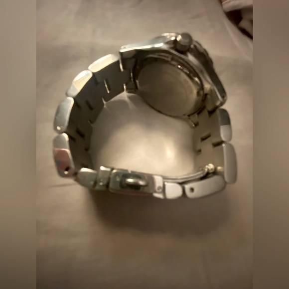 Michael Kors MK Madison Watch Silver Band Crystal Accents - Picture 6 of 6